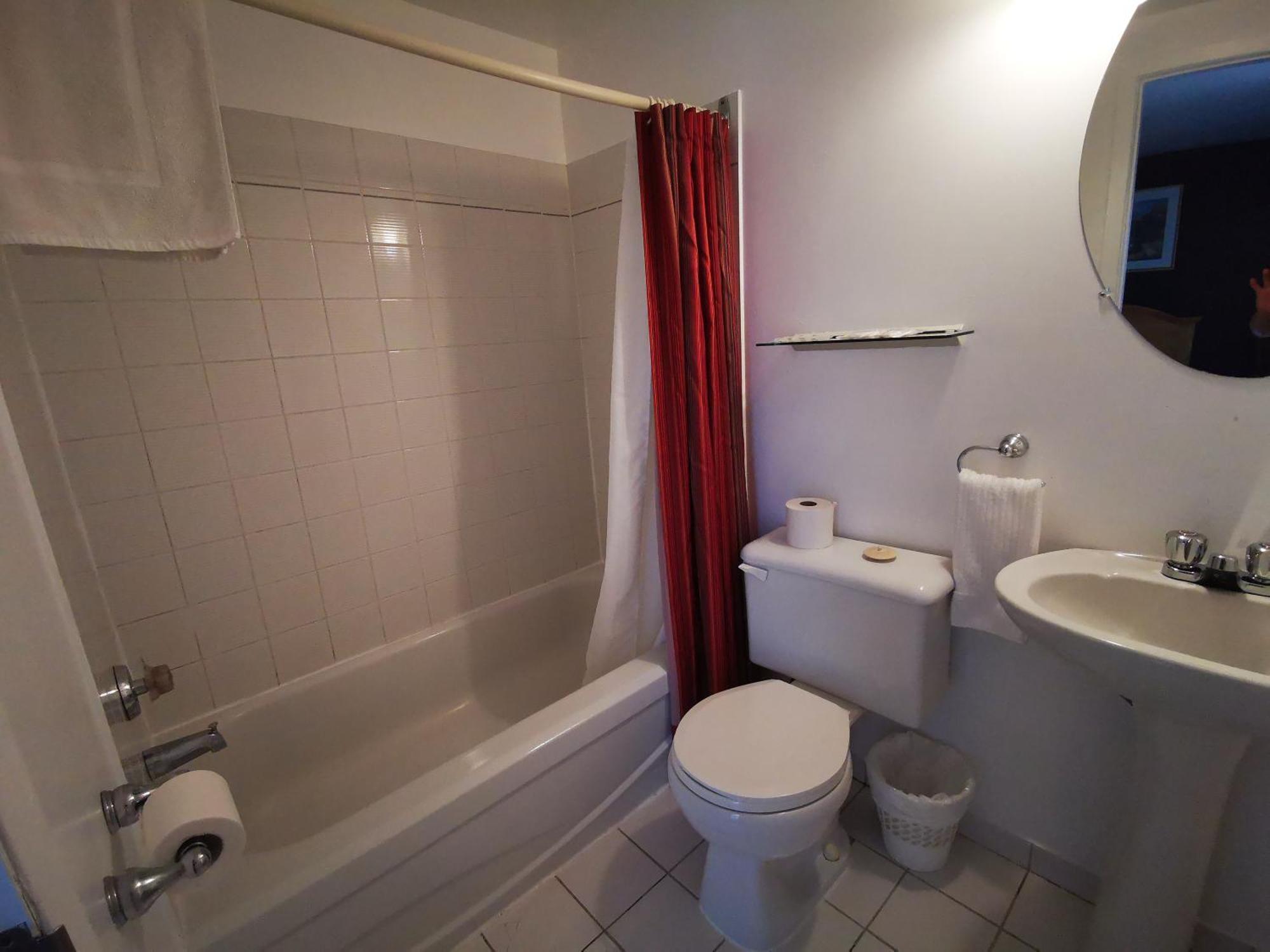 Hotel Alila Saint-Sauveur-des-Monts Rom bilde